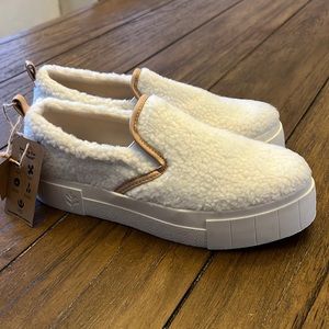 Cool planet by Steve madden shoes